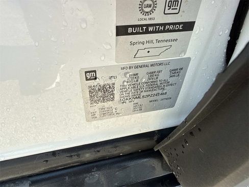 Used 2023 GMC Acadia SLT w/ Preferred Package image 36