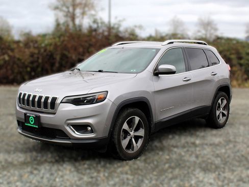Used 2019 Jeep Cherokee Limited w/ Technology Group image 3