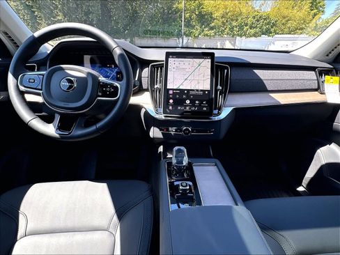 New 2026 Volvo XC90 B6 Plus w/ Protection Package AWD/4WD image 7