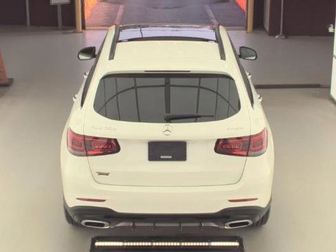 Used 2020 Mercedes-Benz GLC 300 4MATIC w/ AMG Line image 4