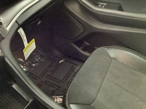 New 2026 Jeep Grand Cherokee Altitude AWD/4WD image 25