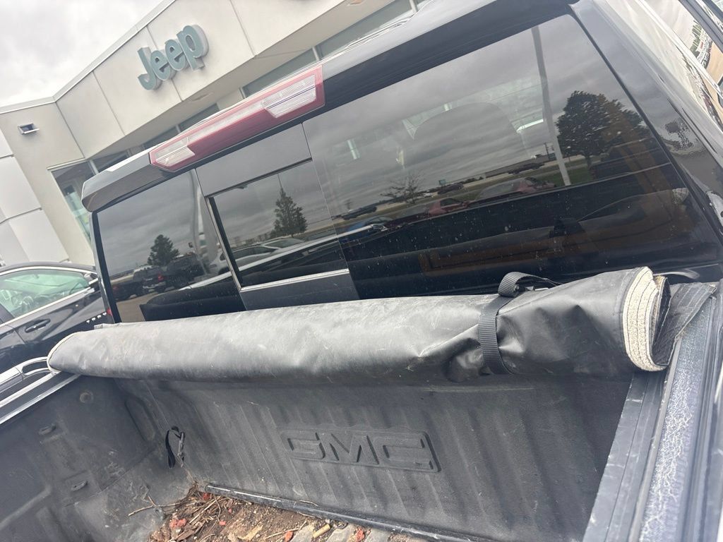 Used 2019 GMC Sierra 1500 SLT w/ SLT Premium Package AWD/4WD image 13
