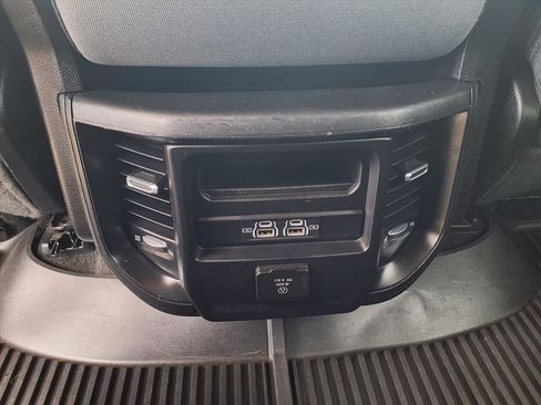 Used 2022 RAM 1500 Big Horn AWD/4WD image 19