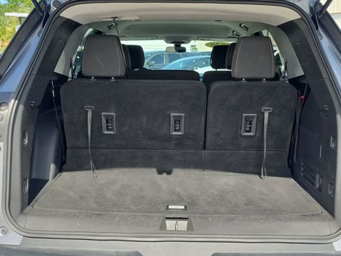 Used 2020 Chevrolet Traverse LS FWD image 6