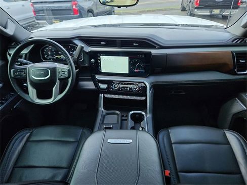 Used 2024 GMC Sierra 2500 Denali w/ Denali Reserve Package image 64