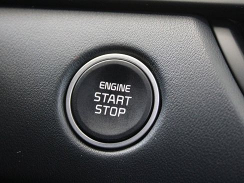 New 2026 Kia Seltos EX FWD image 30