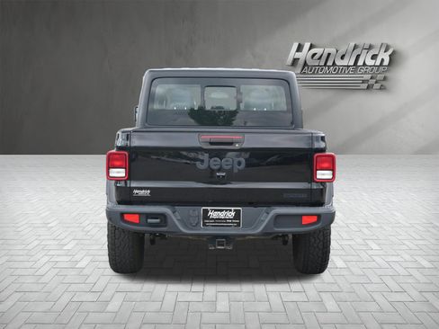 Used 2021 Jeep Gladiator Sport AWD/4WD image 9