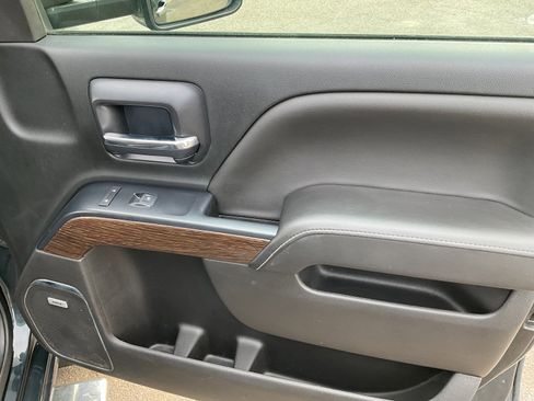 Used 2018 GMC Sierra 3500 Denali w/ Duramax Plus Package image 23