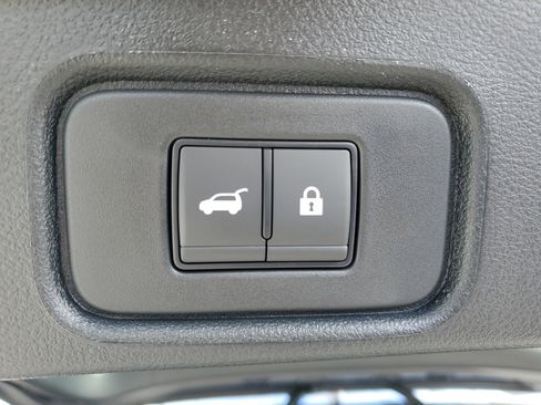 New 2026 Nissan Pathfinder SL w/ SL Premium Package image 7