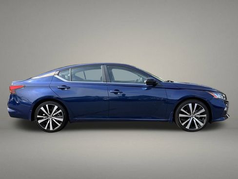 Used 2022 Nissan Altima 2.5 SR FWD image 6