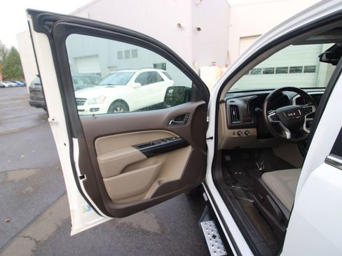 Used 2016 GMC Canyon SLE w/ Trailering Package image 12