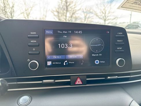 Used 2021 Hyundai Elantra SEL image 14