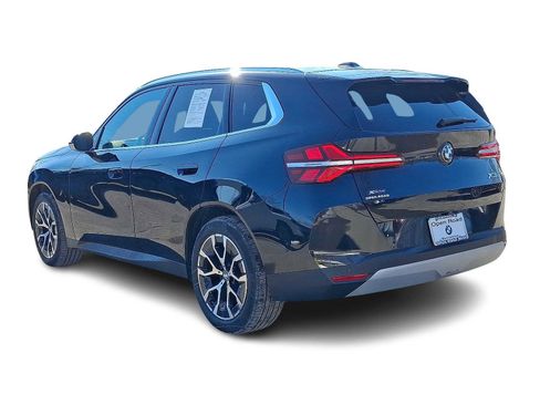 Used 2025 BMW X3 xDrive30i w/ Premium Package image 4