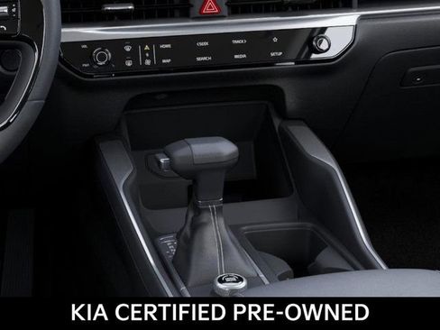 Certified 2026 Kia Sorento LX FWD image 23
