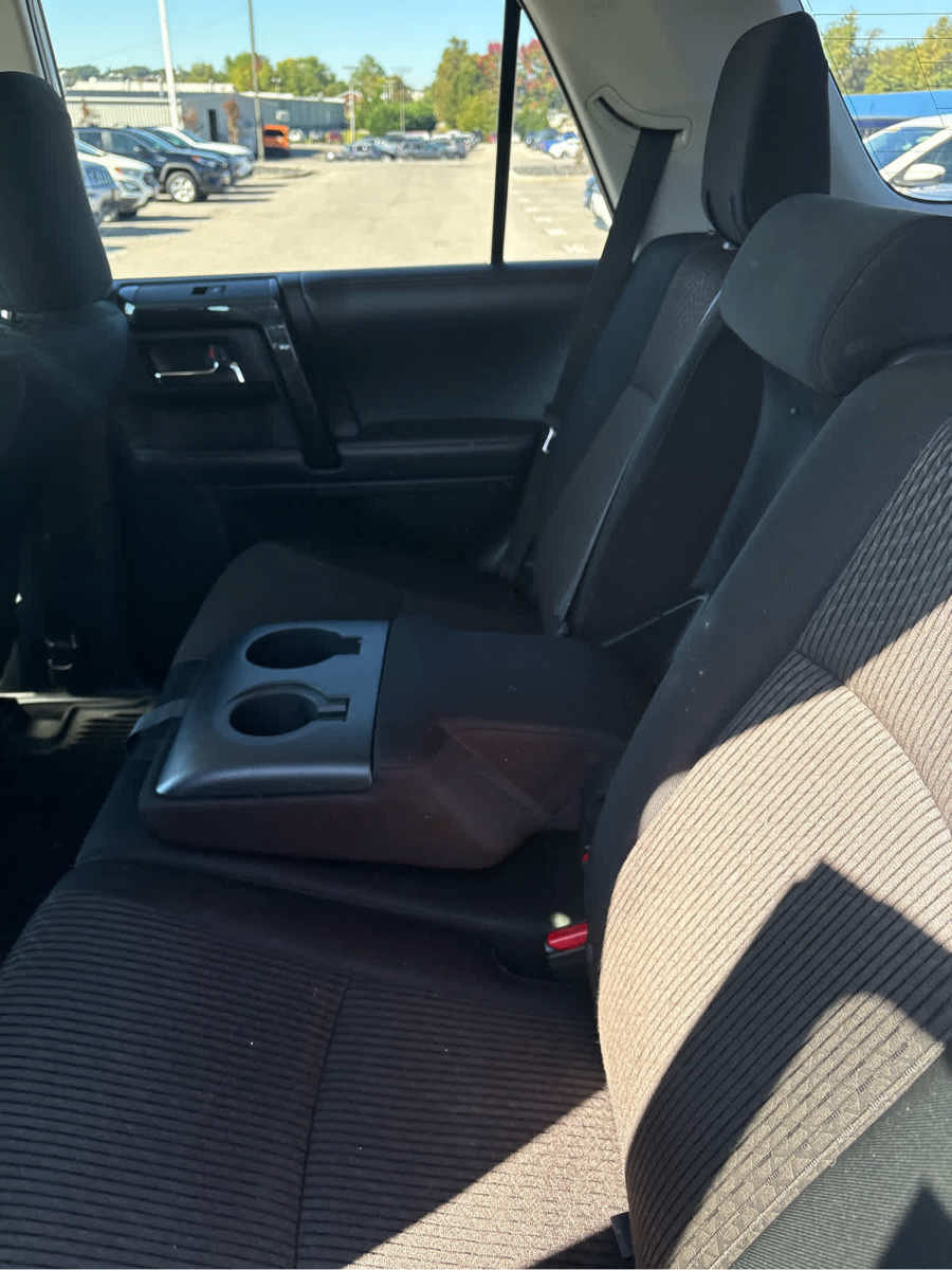 Used 2019 Toyota 4Runner TRD Off-Road AWD/4WD image 19