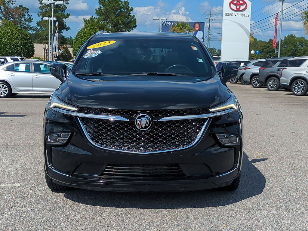 Used 2023 Buick Enclave Avenir w/ Avenir Technology Package AWD/4WD image 8