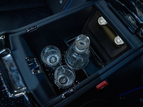 Used 2024 Rolls-Royce Cullinan Black Badge image 29