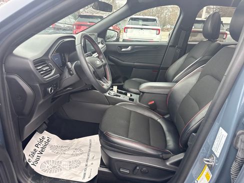 Used 2025 Ford Escape ST-Line w/ Tech Pack #1 image 17