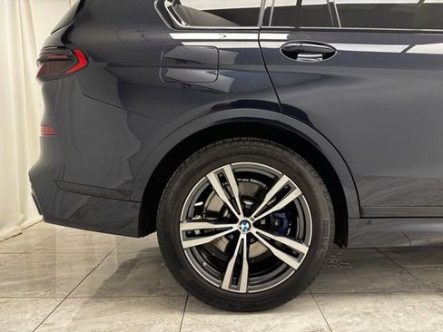 Used 2023 BMW X7 xDrive40i w/ Executive Package image 11