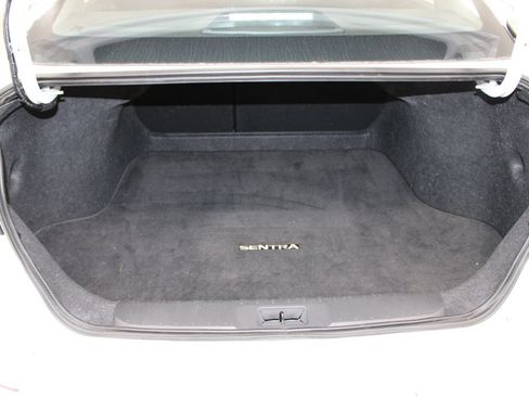 Used 2025 Nissan Sentra SV FWD image 13