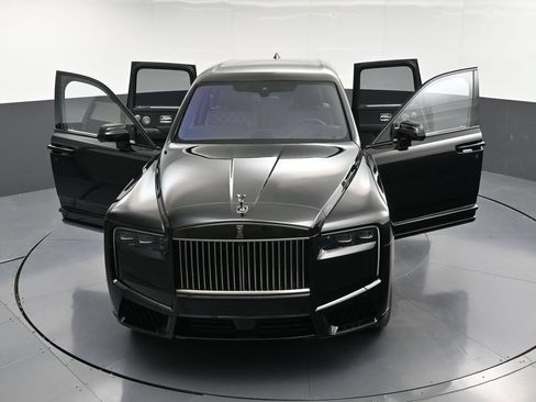 New 2027 Rolls-Royce Cullinan Black Badge AWD/4WD image 39