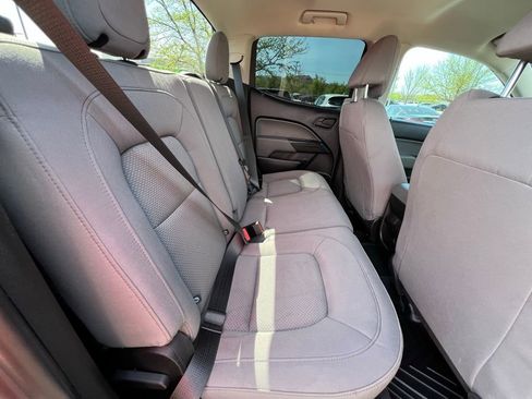 Used 2018 Chevrolet Colorado W/T w/ WT Convenience Package AWD/4WD image 23