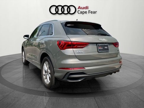 Used 2024 Audi Q3 2.0T Premium AWD/4WD image 3