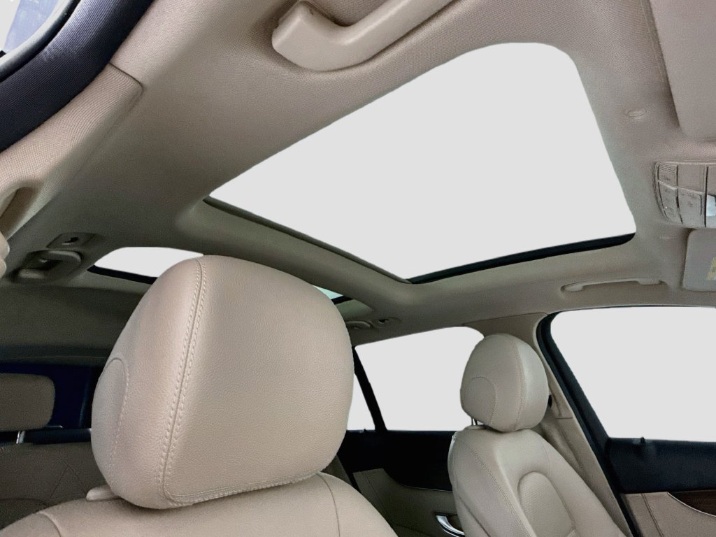 Certified 2021 Mercedes-Benz GLC 300 4MATIC image 18