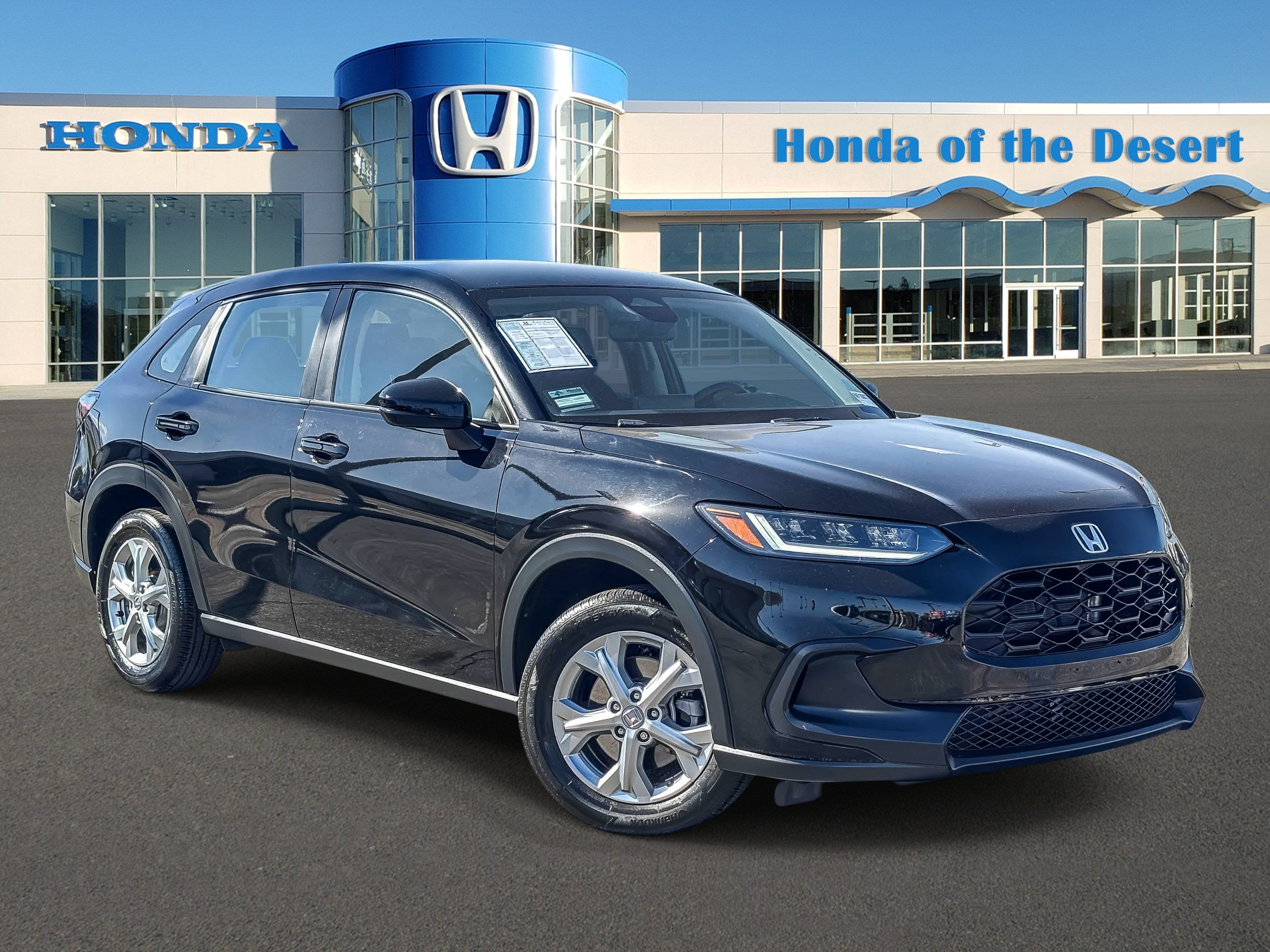 Used 2024 Honda HR-V LX image 1