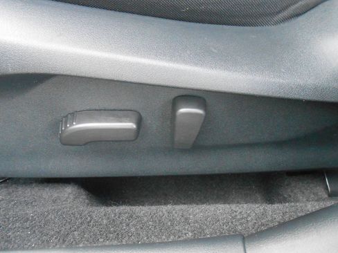 Used 2022 Subaru Impreza 2.0i Sport w/ Popular Package #1 AWD/4WD image 19