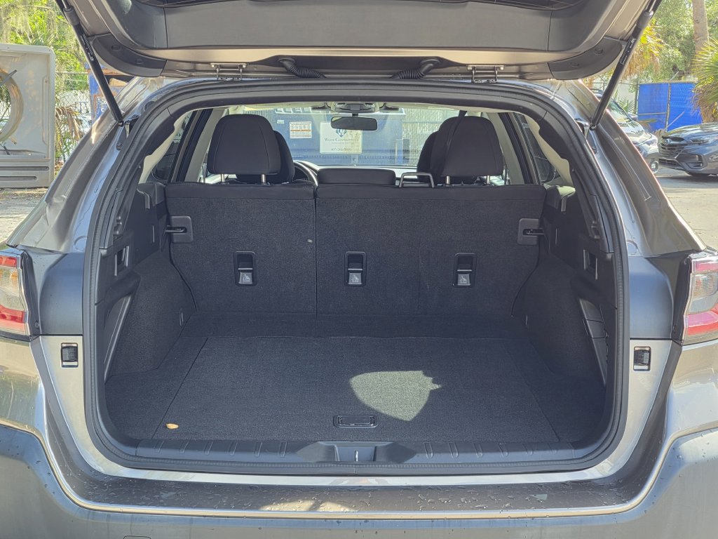 Certified 2023 Subaru Outback Premium AWD/4WD image 9