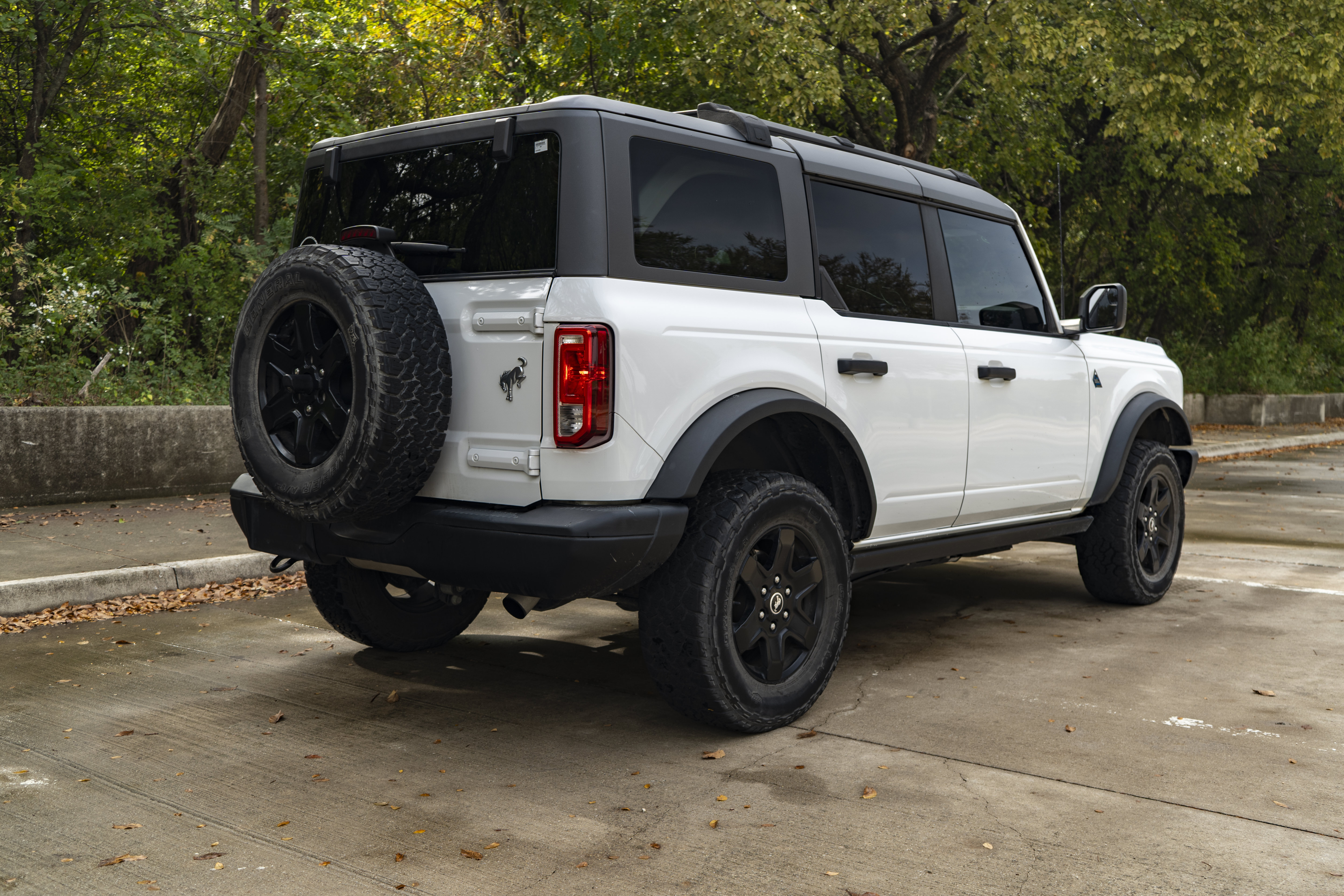 Used 2022 Ford Bronco Black Diamond AWD/4WD image 9