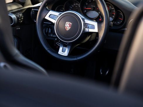 Used 2012 Porsche 911 Carrera 4 GTS AWD/4WD image 33