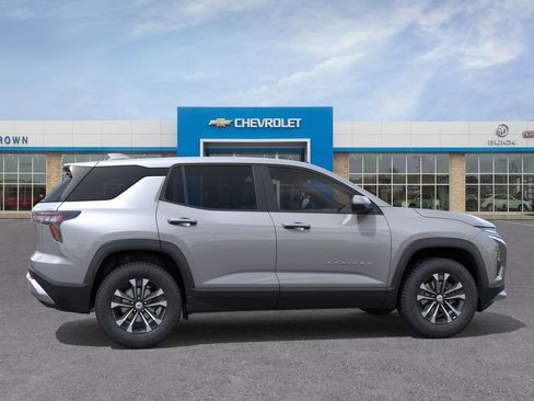 New 2026 Chevrolet Equinox LT image 5