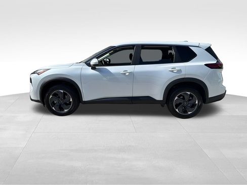 Certified 2024 Nissan Rogue SV AWD/4WD image 4