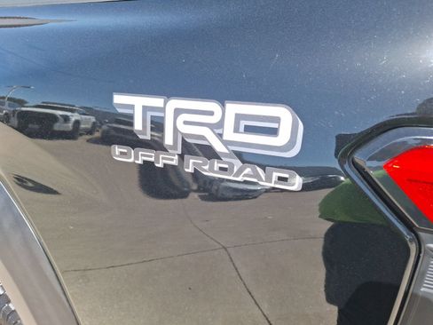 Used 2024 Toyota Tacoma TRD Off-Road AWD/4WD image 13