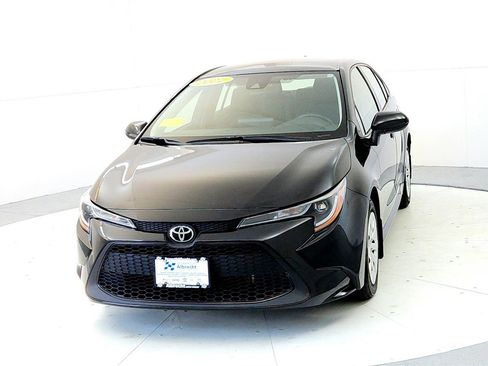Used 2022 Toyota Corolla LE image 8