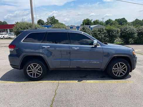 Used 2020 Jeep Grand Cherokee Limited image 10