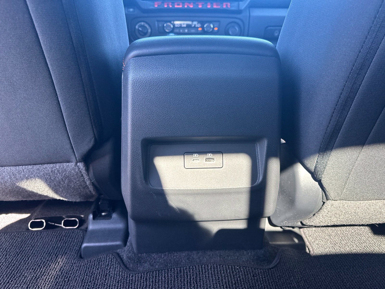 Used 2025 Nissan Frontier PRO-4X AWD/4WD image 22