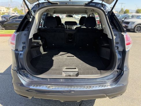 Used 2016 Nissan Rogue S FWD image 10