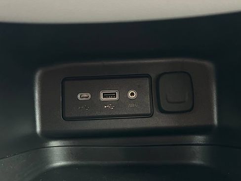 Certified 2024 Chevrolet Equinox LS w/ LS Convenience Package FWD image 10