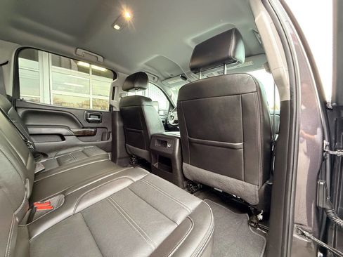 Used 2016 GMC Sierra 2500 Denali w/ Duramax Plus Package image 37