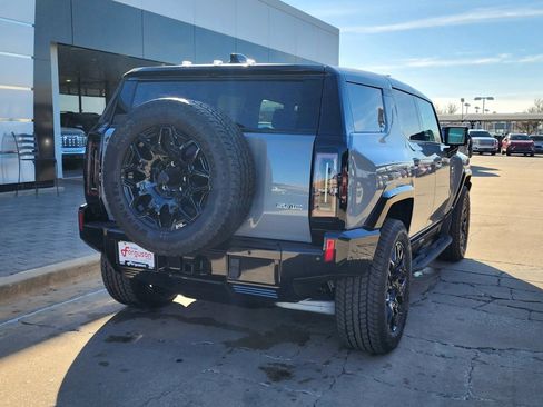 New 2026 GMC Hummer EV SUV image 3