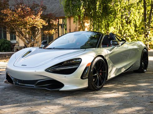 Used 2021 McLaren 720S Performance RWD image 6