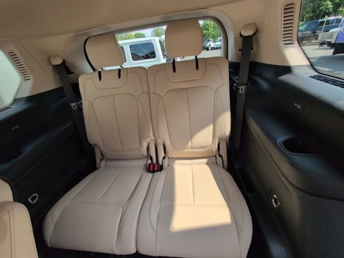 Certified 2022 Jeep Grand Cherokee L Limited image 15