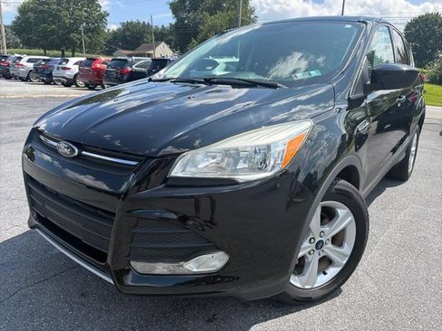 Used 2016 Ford Escape SE FWD image 1