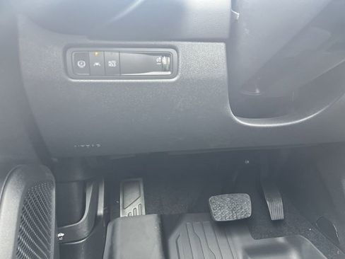 New 2026 Chevrolet Equinox EV LT image 18