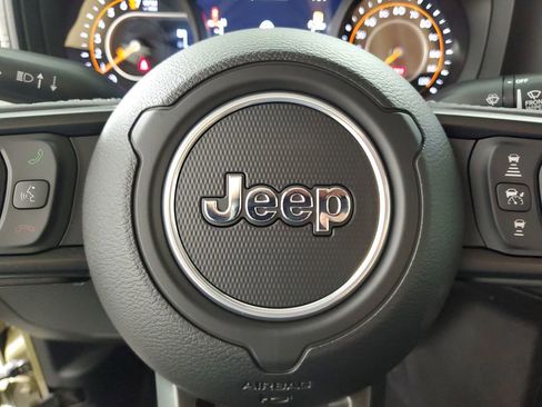 New 2025 Jeep Gladiator Willys image 22