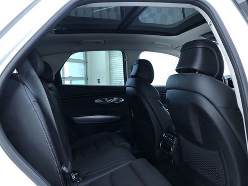 Used 2023 Genesis GV70 2.5T w/ Select Package image 23