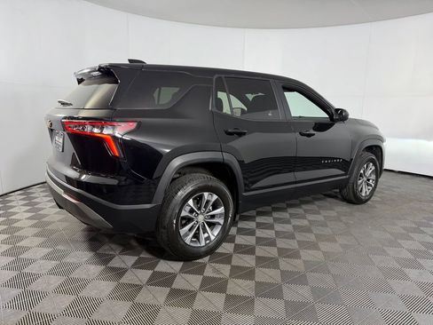 Used 2025 Chevrolet Equinox LT image 6